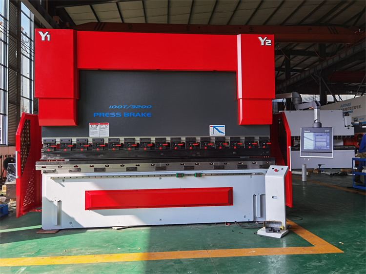 What Is Press Brake Crowning RAYMAX